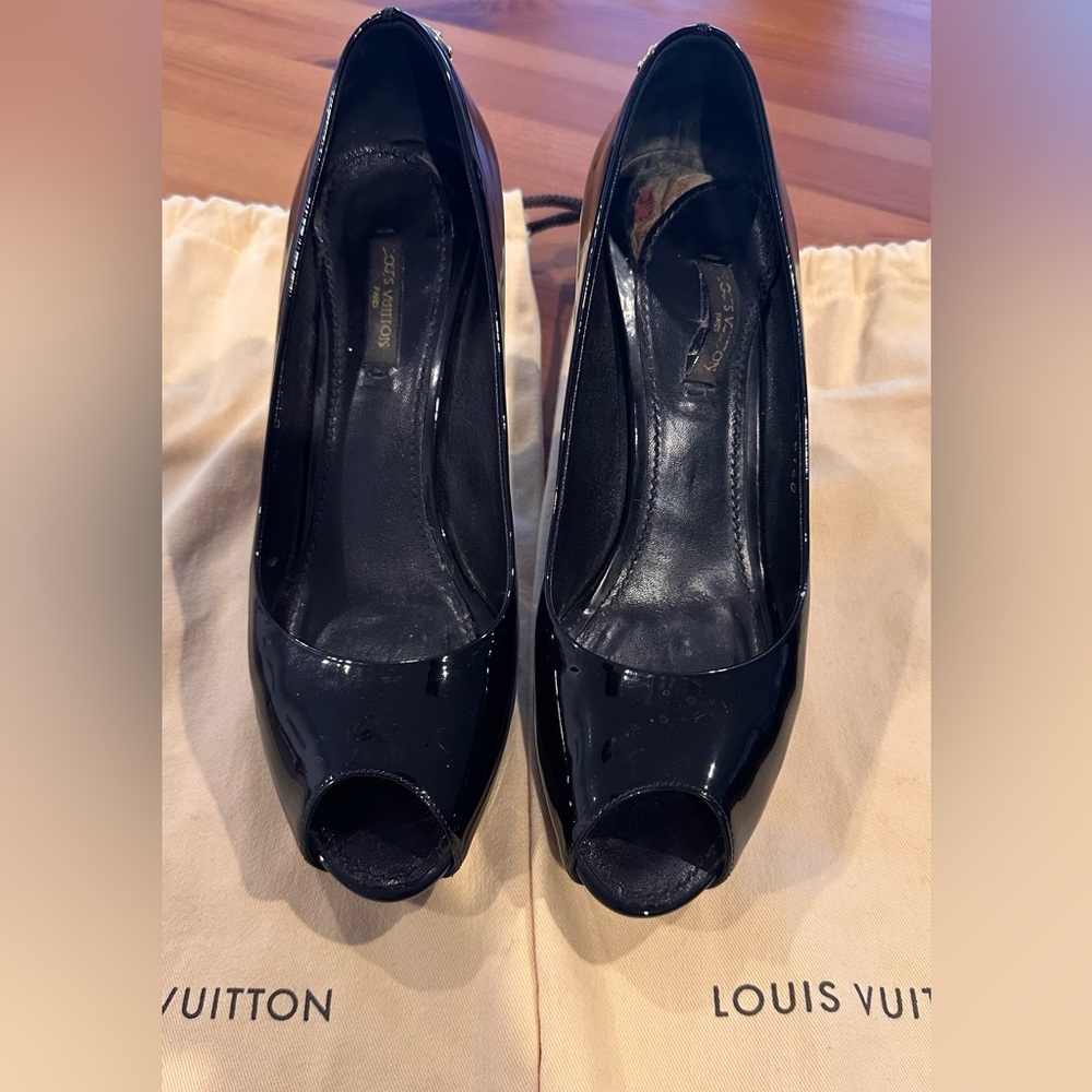 Louis Vuitton Black Patent Peep Toe Heels size 37.5